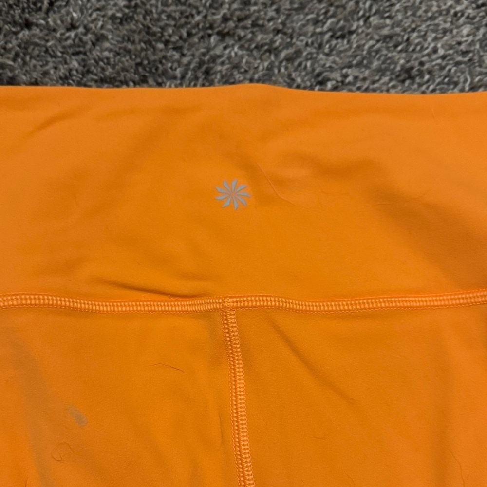 Athleta Stash Pocket Salutation Pocket Tights NWOT - Picture 9 of 10